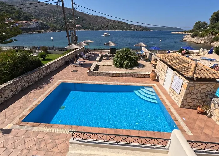 Nelli Aparthotel