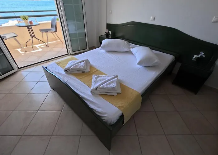 Aparthotel Nelli 4*