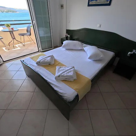 Aparthotel Nelli *