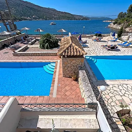 Nelli Apartmanhotel
