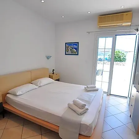 Nelli شقة فندقية 4*