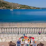 Nelli Appart hôtel 4*