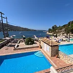 Nelli Appart hôtel 4*